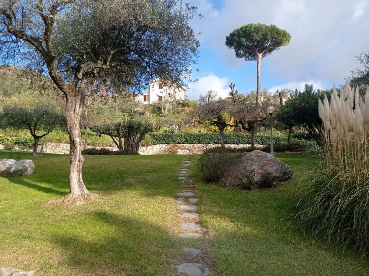 شقة Casa Degli Ulivi ليريسي المظهر الخارجي الصورة